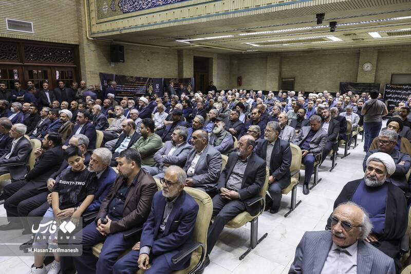 عکس/ مراسم ترحیم مادر «غلامعلی حداد عادل»