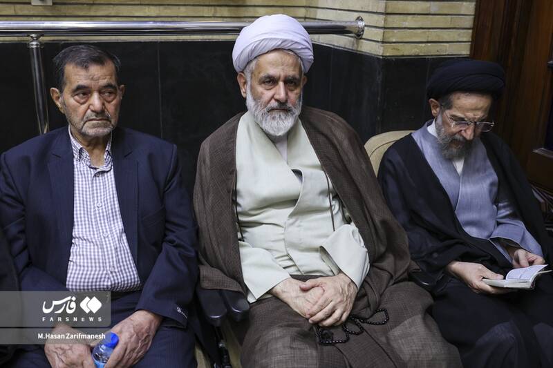 عکس/ مراسم ترحیم مادر «غلامعلی حداد عادل»