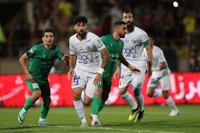 توپ،شمس،آذر،استقلال،دروازه،بازيكن،ضربه،بازيكنان،دقيقه،جعفرپو ...