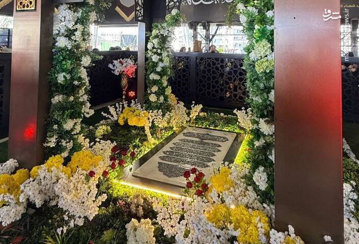 عکس/ گل‌آرایی مزار شهید نصرالله در اولین سالگرد شهادتش
