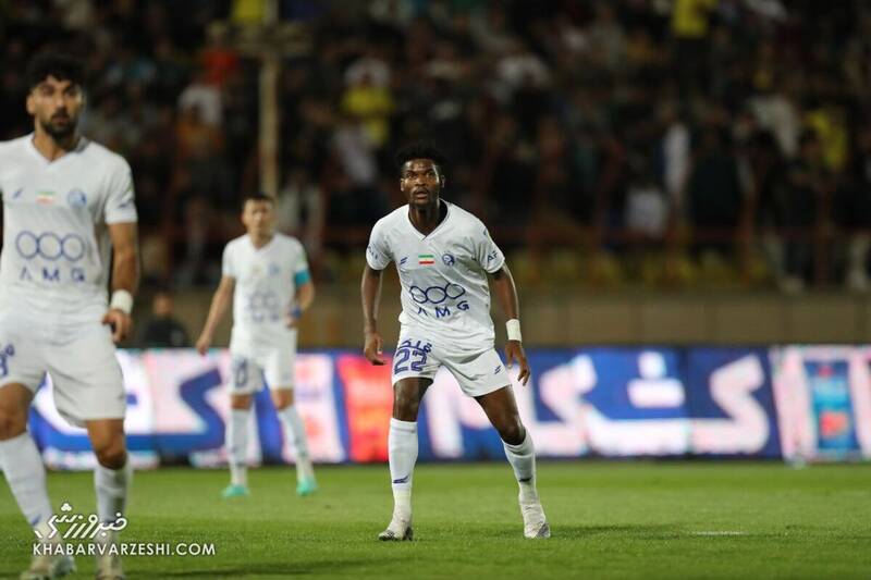 بازيكن،استقلال،پيراهن
