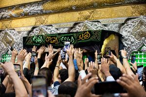 تشییع پیکر همسر آیت الله سیستانی در کربلای معلی