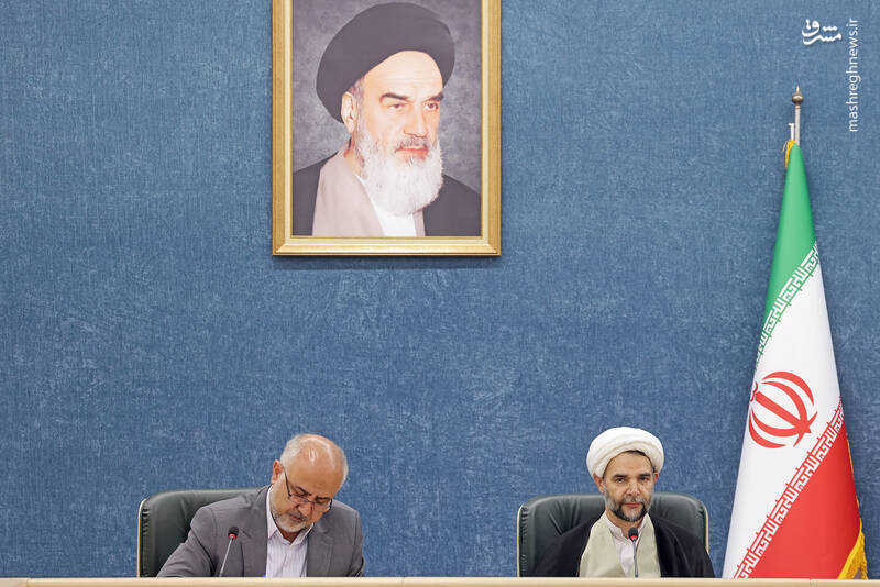 محاصره اقتصادی برای ملت ایران موضوع تازهای نیست/ مردم ما هرگز جنگ و صلح تحمیلی را نمیپذیرند/ جای هیچگونه مماشاتی با خیانتکاران نیست