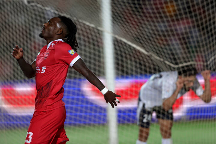 اصرار عجیب هاشمیان به جذب مدافع؛ پرسپولیس مشکل گلزنی دارد