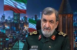 محسن رضایی: دشمن مترصد فرصت برای ماجراجویی است