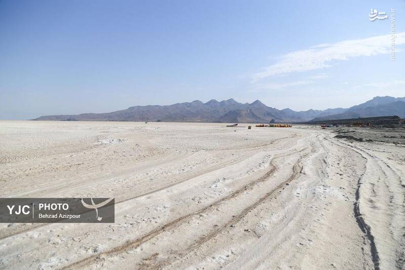 عکس/ نفسهای آخر دریاچه ارومیه