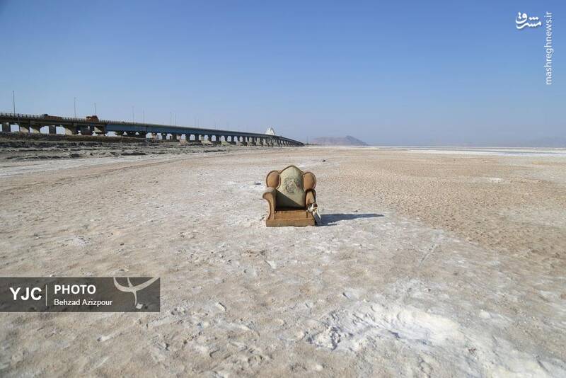 عکس/ نفسهای آخر دریاچه ارومیه