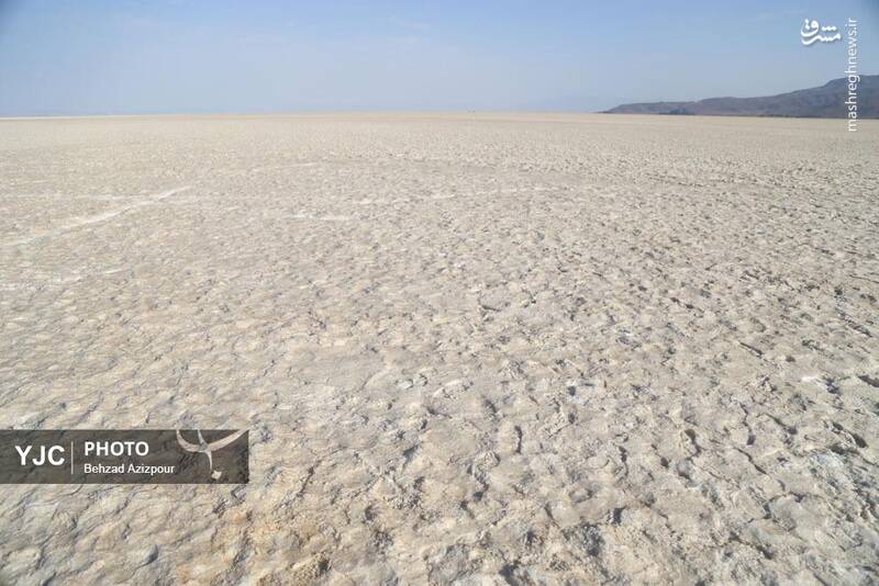 عکس/ نفسهای آخر دریاچه ارومیه