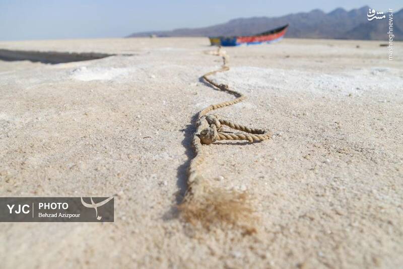 عکس/ نفسهای آخر دریاچه ارومیه