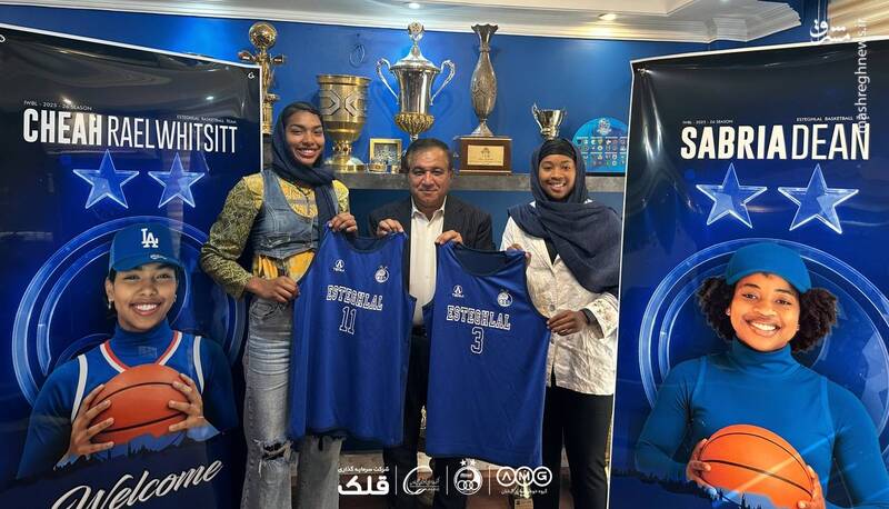 قرارداد رسمی استقلال با دو ستاره آمریکایی +عکس