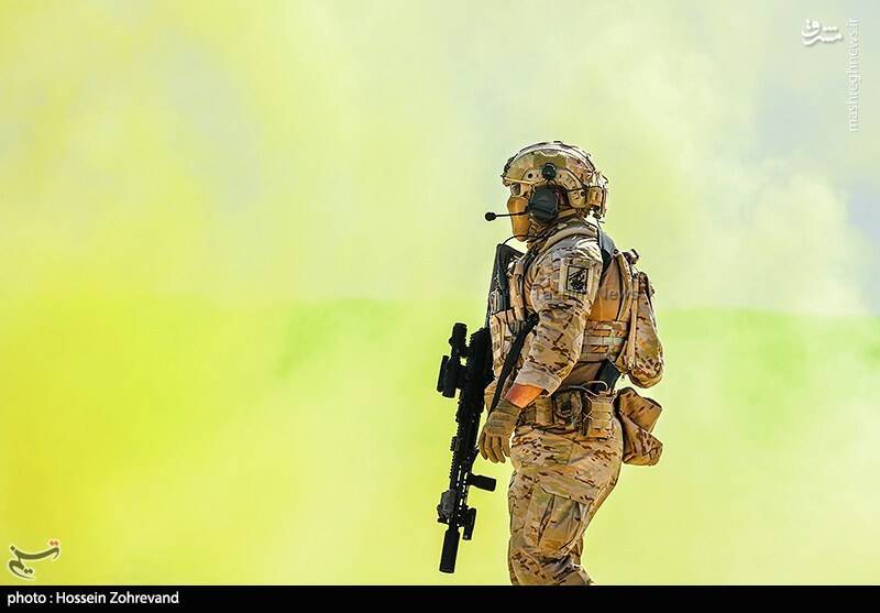 اولین تمرینات تاکتیکال یگان ویژه فاتحین با لباس و تجهیزات جدید برگزار شد. در این برنامه تیراندازی دقت و انتقالی و نبرد در محیط های ساختمانی توسط نیروهای یگان ویژه فاتحین تمرین شد.