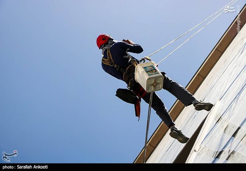 عکس/ کار در ارتفاع