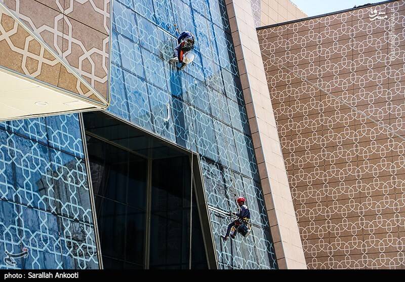 عکس/ کار در ارتفاع