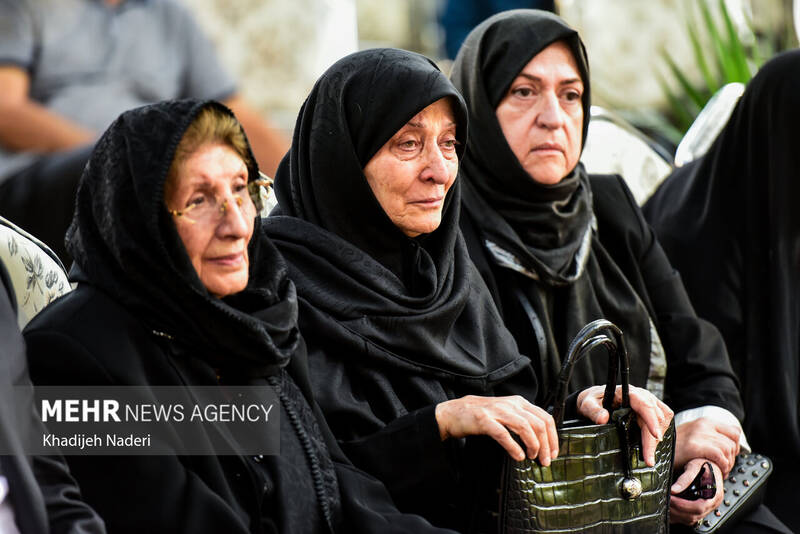 مراسم چهلمین روز درگذشت استاد محمود فرشچیان در اصفهان