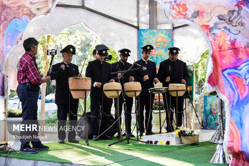 مراسم چهلمین روز درگذشت استاد محمود فرشچیان در اصفهان