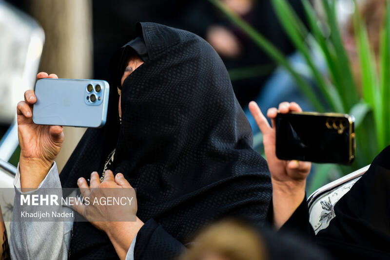 مراسم چهلمین روز درگذشت استاد محمود فرشچیان در اصفهان