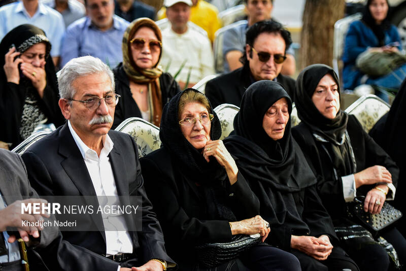 مراسم چهلمین روز درگذشت استاد محمود فرشچیان در اصفهان