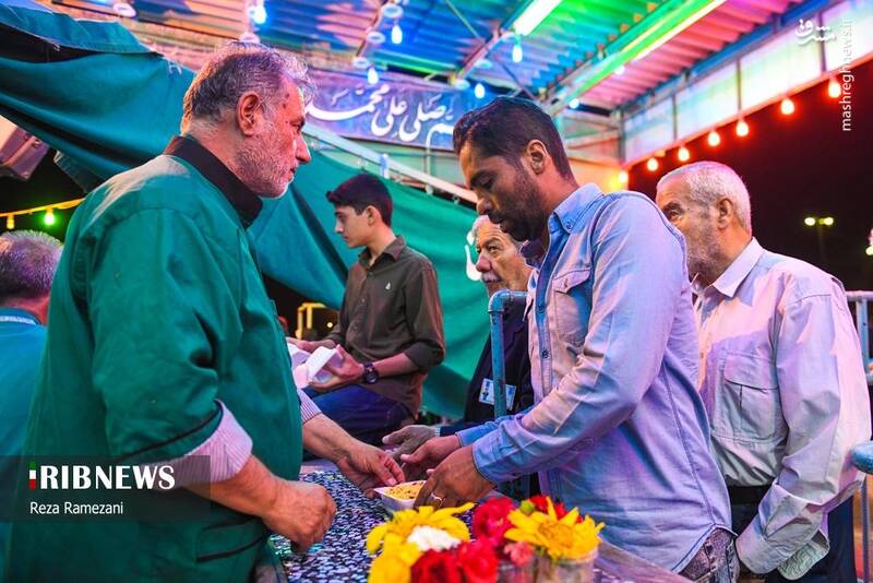 عکس / حال هوای مسجد جمکران در شب میلاد امام حسن عسکری (ع) 21