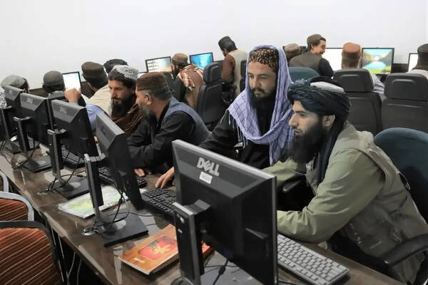 افغانستان،گزارش،مخابراتي،اينترنت