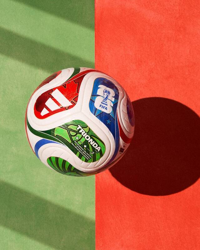 عکس/ فیفا از توپ جام جهانی ۲۰۲۶ رونمایی کرد