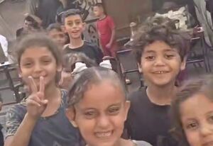 شادی کودکان غزه پس از پاسخ حماس به طرح ترامپ