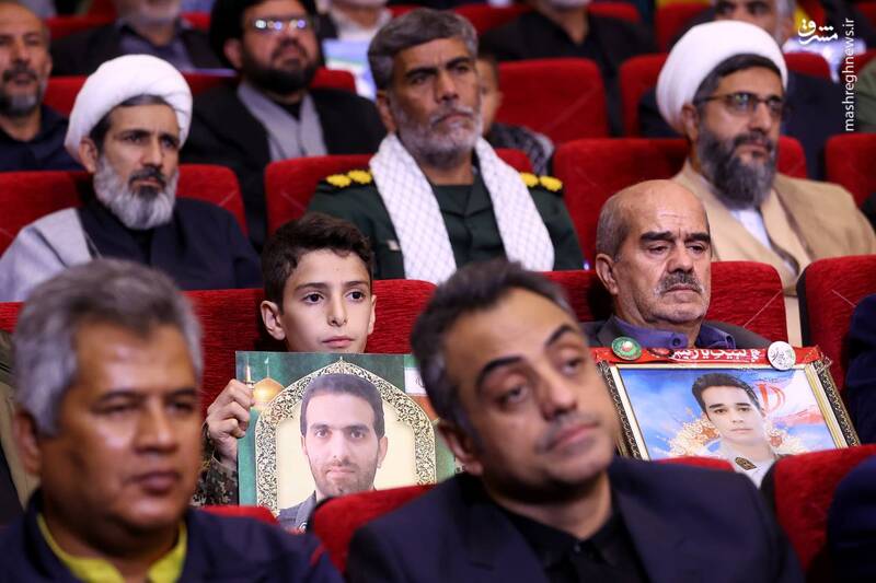 عکس / حضور قالیباف در اختتامیه کنگره ملی 18 هزار شهید استان خراسان رضوی 4