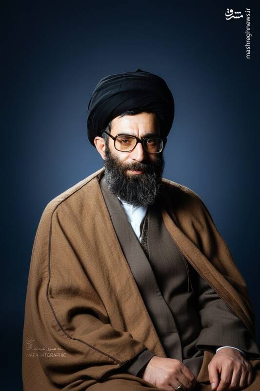 تصاویر بازسازی شده از جوانی رهبر انقلاب