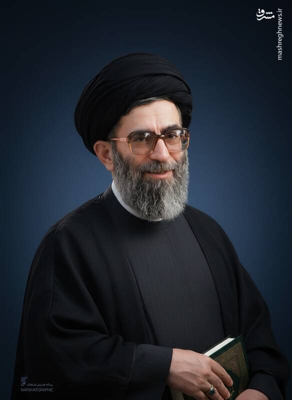 تصاویر بازسازی شده از جوانی رهبر انقلاب