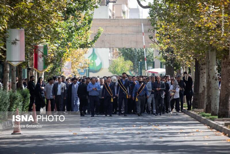 عکس / مراسم تشییع پیکر دانشجوی فقید دانشگاه تهران 4