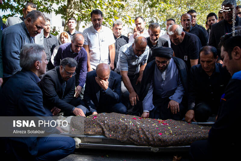 عکس / مراسم تشییع پیکر دانشجوی فقید دانشگاه تهران 11