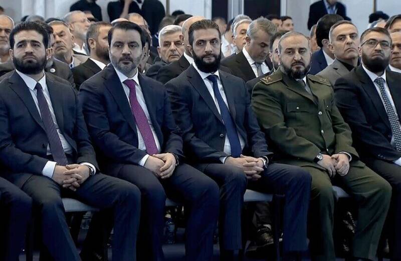 تحریمهای غرب دولت جولانی را به سمت روسیه میکشاند/ مسکو درصدد بازگشت جدی به منطقه شامات است