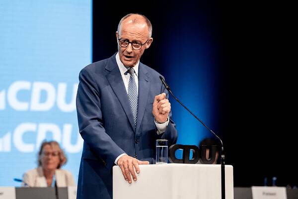 وضعیت آلمان در آستانه درگیری احتمالی آمریکا و ایران؛ قدرتی که میخواهد در جنگ باشد، بیآنکه بجنگد