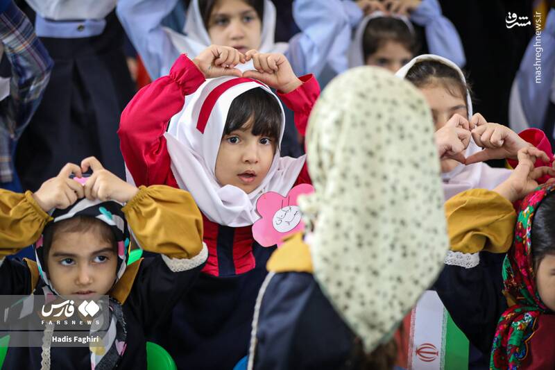 عکس/ جشن غنچهها در حرم امام رضا(ع)