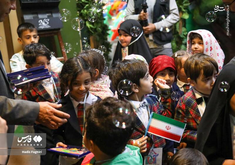 عکس/ جشن غنچهها در حرم امام رضا(ع)