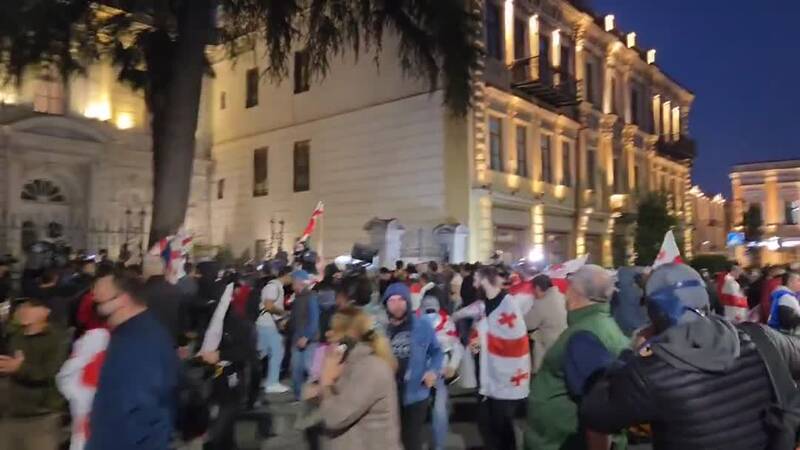 گرجستان،تفليس،سرنگوني،اتحاديه،ميدان،اروپا،قانون،معترضان،–،رو ...