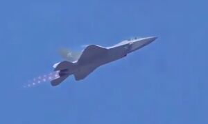 ویدئوهای منتشر شده از رونمایی جنگنده‌های J-۳۵