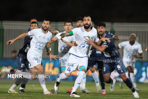 استقلال با گلزنی همبازی مسی از شکست گریخت / چادرملو بدون باخت ماند + فیلم و جدول