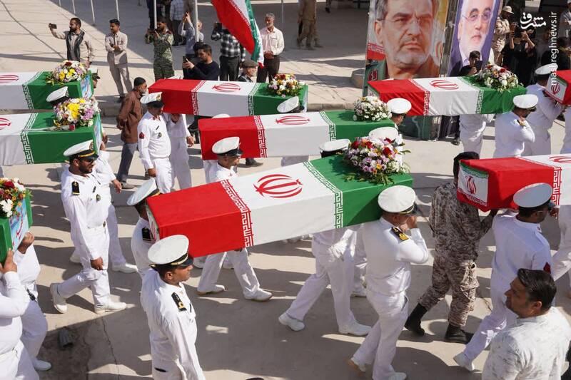 عکس/ ورود پیکر ۴۴ شهید تازه تفحص شده از مرز شلمچه