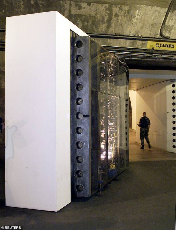 ترامپ زمان حمله هستهای به کجا فرار میکند؟+ تصاویر