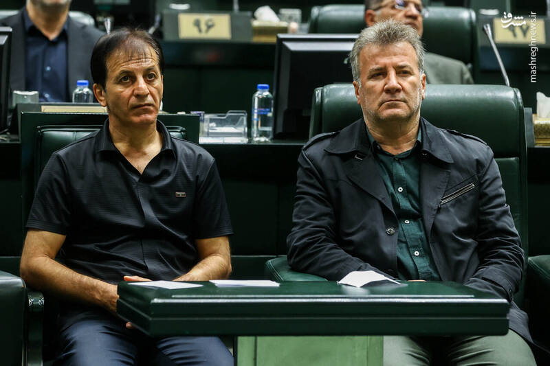 عکس / تجلیل از مدالآوران کشتی در مجلس 18