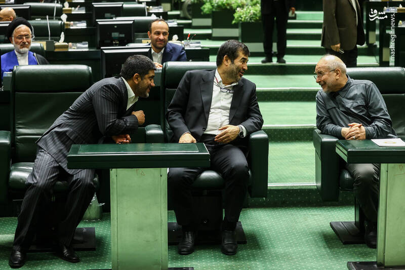 عکس / تجلیل از مدالآوران کشتی در مجلس 11