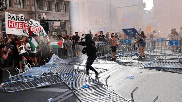 حامیان فلسطین قانون دوچرخهسواری را تغییر دادند 3