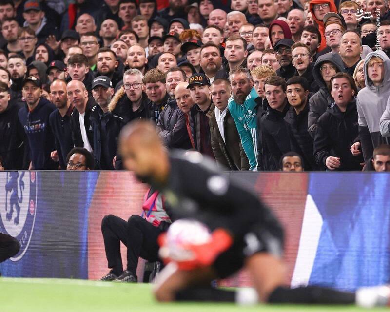 عکس/ هواداران لیگ برتر انگلیس از زاویه ای کمتر دیده شده