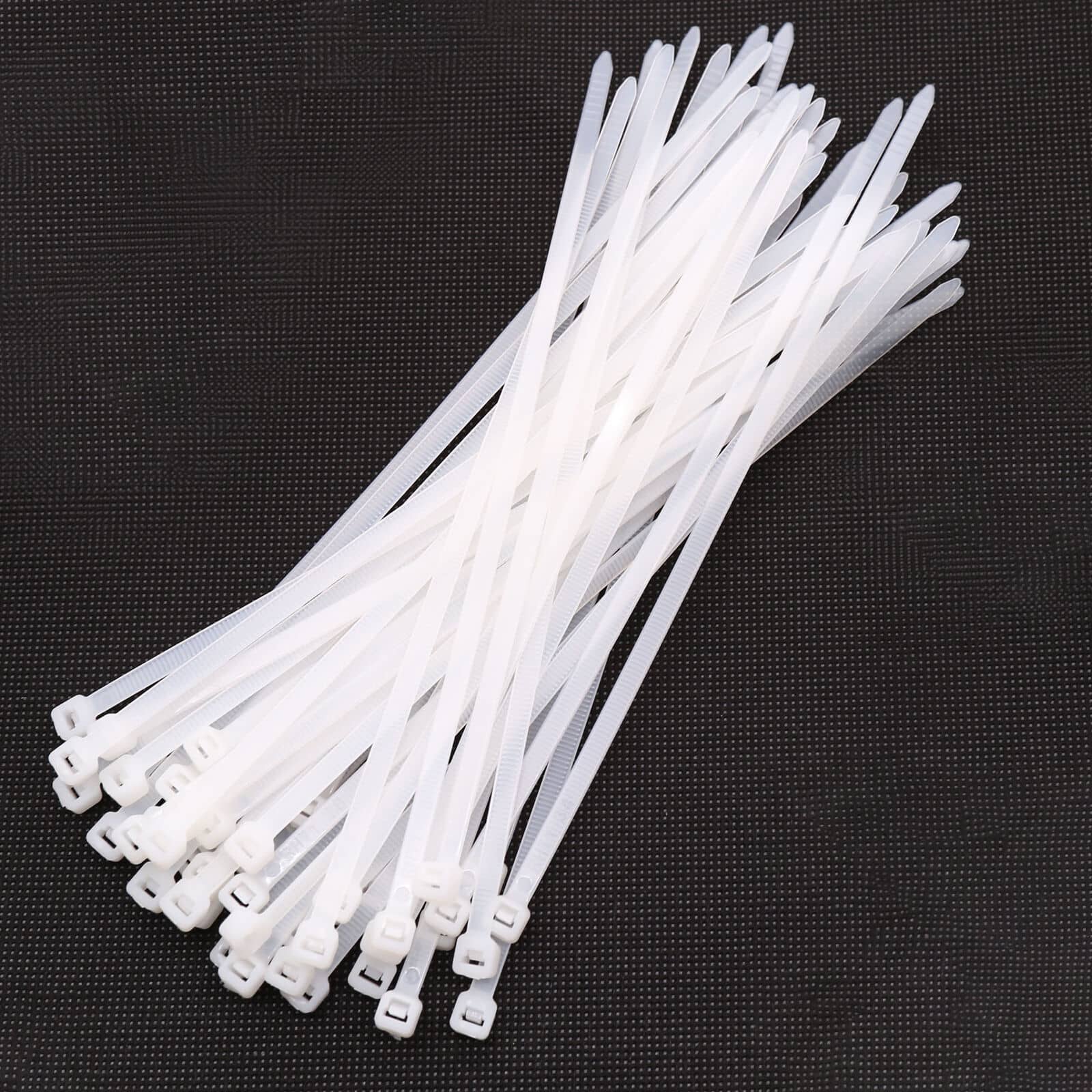 پایداری آسمانی: چگونه بست‌های پلاستیکی هوافضا را متحول می‌کنند