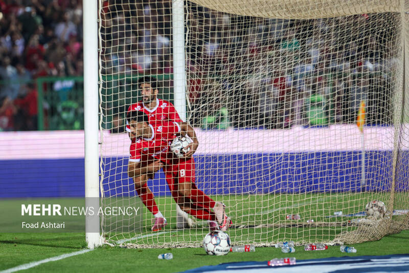 آمار ضعیف پرسپولیس با هاشمیان؛ هیچ چیز بوی قهرمانی نمی‌دهد