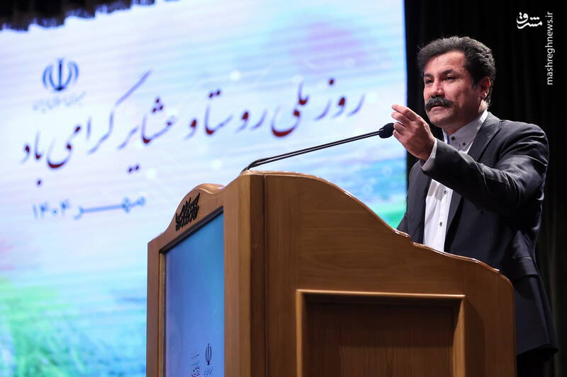 عکس / حضور رئیس جمهور در رویداد روز ملی روستا و عشایر 18