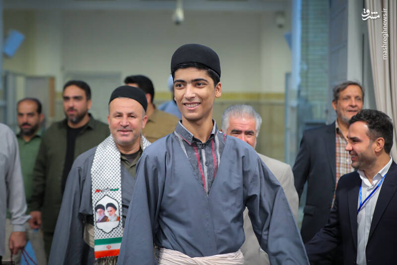 عکس / رویداد ملی "ایران همدل" در حسینیه امام خمینی (ره) 25