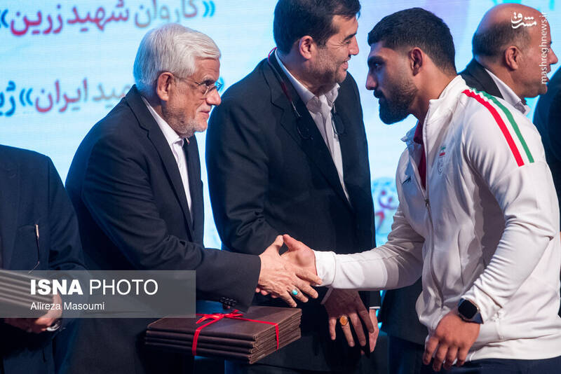 عکس / آیین تجلیل از مدال آوران ورزشی دانش آموزی 20