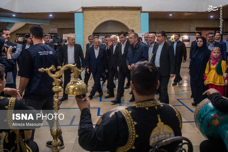 عکس / آیین تجلیل از مدال آوران ورزشی دانش آموزی 3