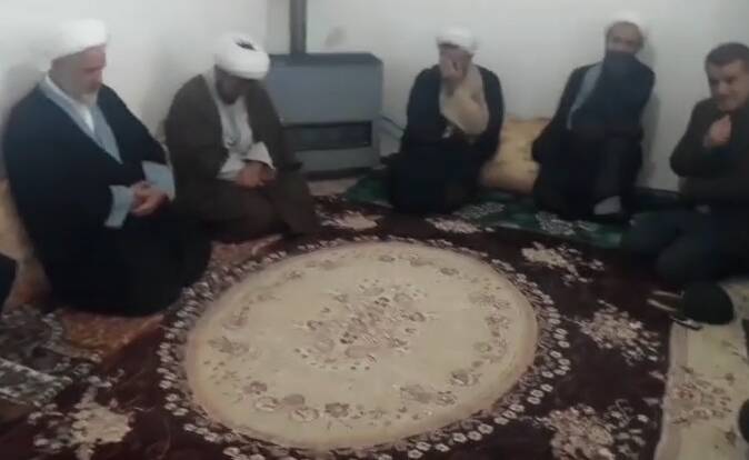 فیلم/ لحظه اعلام خبر شهادت حجت الاسلام ولی‌زاده به خانواده